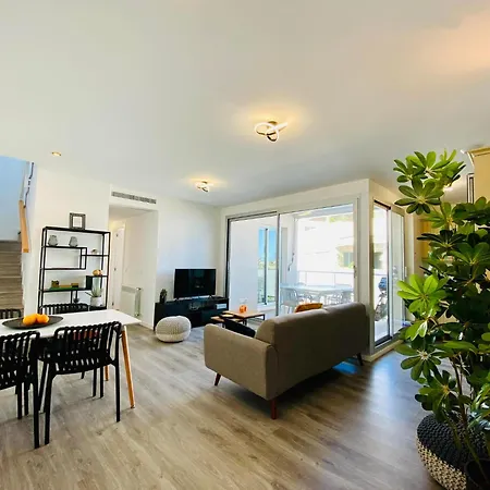 Duplex- Penthouse La Haya Хавеа