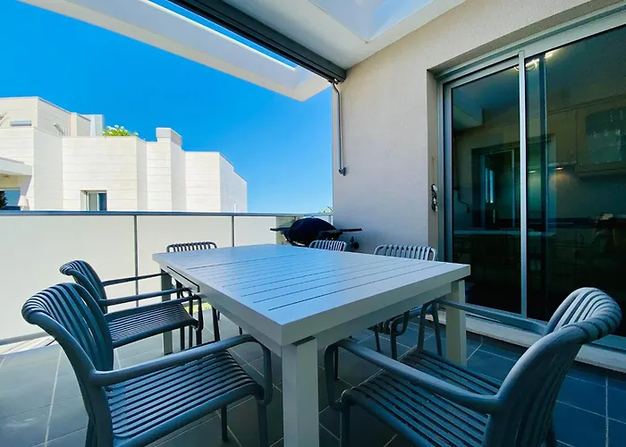 Duplex- Penthouse La Haya Апартаменты *